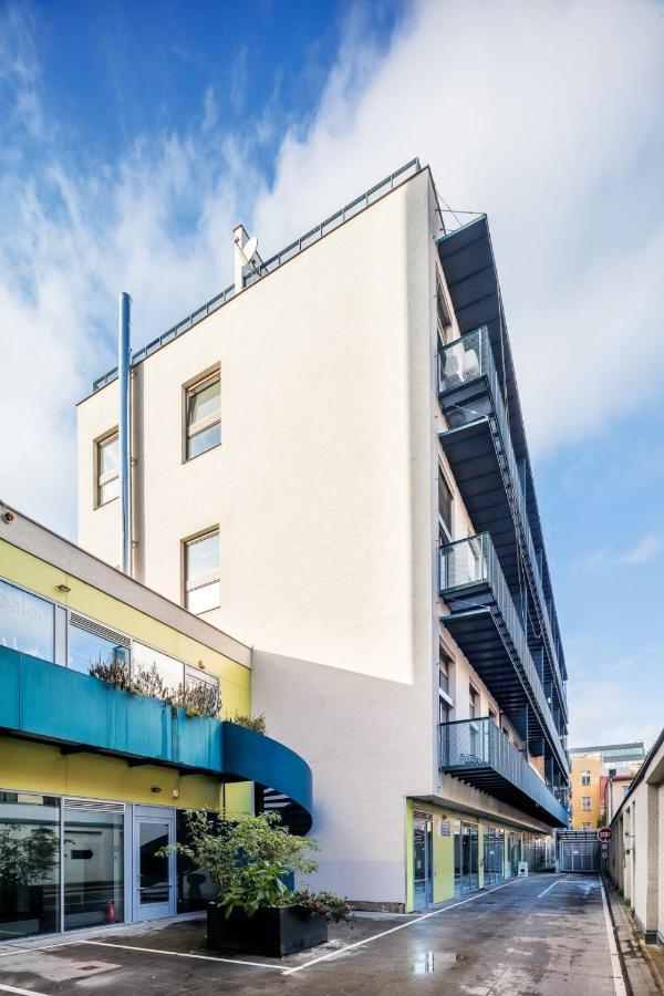 Apartament Duplex With 3 Bedrooms Praga